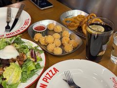 -Tube station站点比萨(王府井百货店)