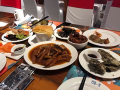 -四海一家自助餐(益田假日广场店)