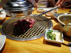 雪花牛肉粒-唯成•韩国炭火烤肉 유성고기