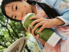 -奈雪的茶(华侨城创意园店)