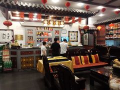 大堂-陆公馆(新华西路店)