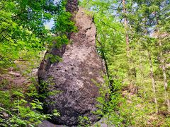 -峡谷浮石林景区