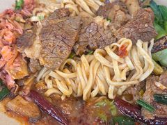 -方铲铲·成都板凳面(滨江银泰店)