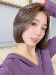 -DO A HAIRSTYLE