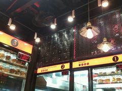 -布拉王港式美食(绿城店)