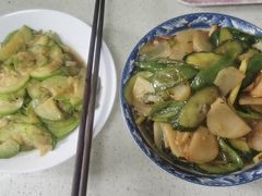 拍黄瓜-管氏翅吧(国展店)