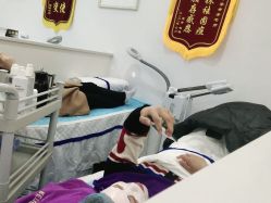 -蕾特恩专业祛痘·皮肤管理