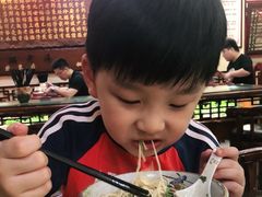 -金杨拉面王小吃面馆·牛三宝面·红烧牛肉粉