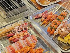 -哈尔滨小酒馆·鲜肉现穿自助烧烤(康新花园店)