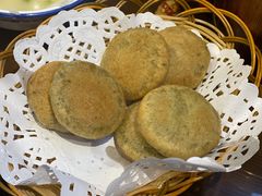蒿子粑粑-富正毅三下锅·湘西韵味(天门山索道店)