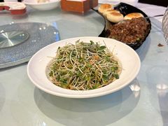 萝卜苗拌馓子-大鸭梨烤鸭(石佛营店)