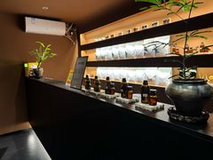 -泰·菩提树下[泰式按摩x精油SPAx肩颈头疗](新景店)