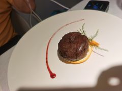 -春树下·树屋花房西餐厅(罍街AS1980店)