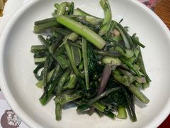 -黄泥岗·地道湖北菜(奥特莱斯店)