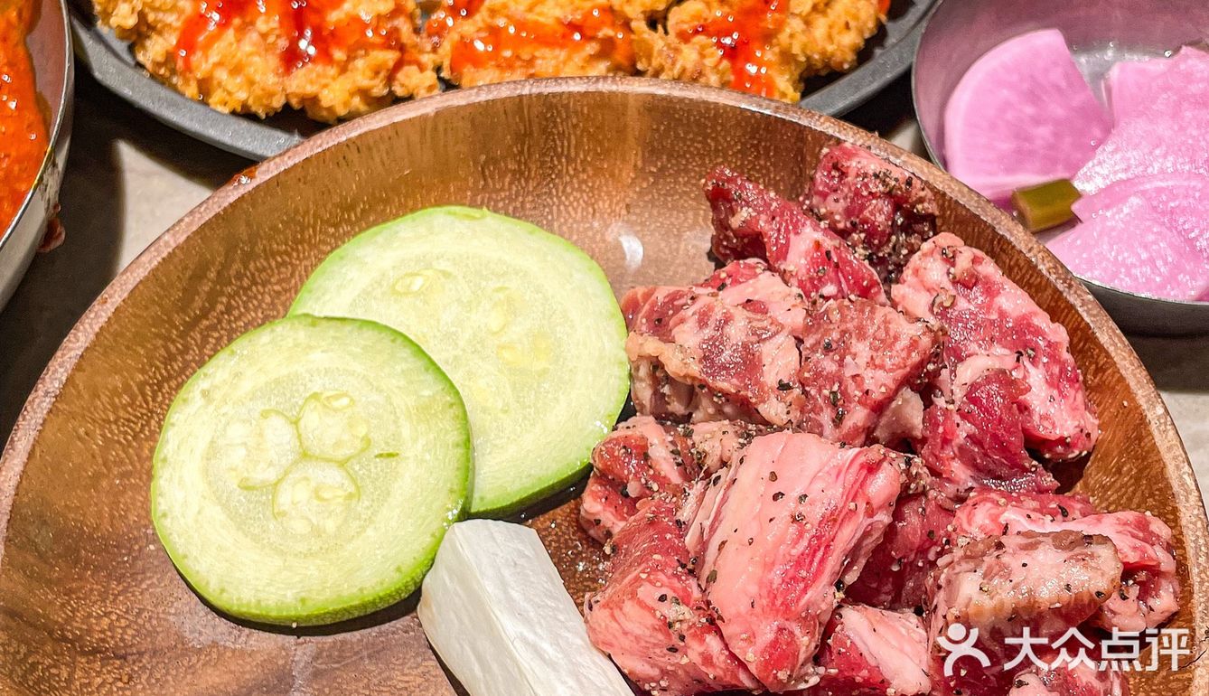 成都新店 | 终于吃到赵露思同款烤肉[胜利]