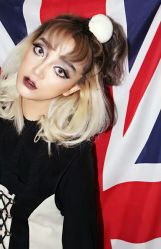 -变画·发型STUDIO