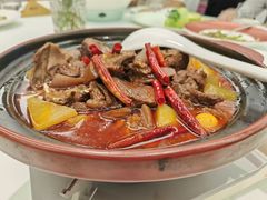 -园中园美食城