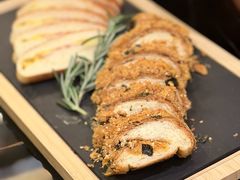 -行者书屋大堂吧 ·下午茶(南京圣和府邸酒店)