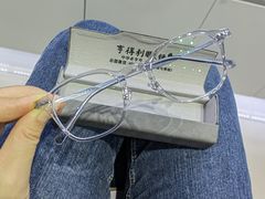 -罗伯特眼镜·蔡司官方授权(罗湖国贸店)