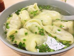 香菜木耳肉馄饨-顶巧鸡汤馄饨(虹口总店)