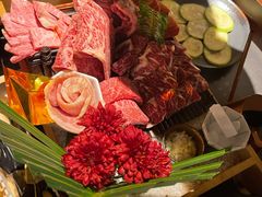 -铭牛烧肉·和牛海鲜自助(高新月牙湖店)