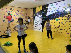 -问山MountQuest攀岩馆