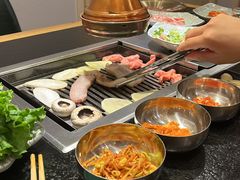 -臻牛烤肉