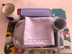 -水桶王国主题餐厅·聚会·生日派对·亲子活动·家庭套餐(亚龙湾希尔顿店)