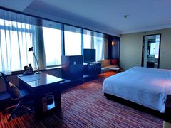 -上海龙之梦万丽酒店