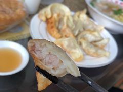 -长人馄饨铺(解放街店)