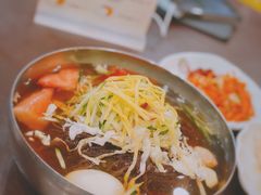 -服务大楼冷面(延大店)