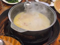 -侠成水上农庄(工业大道店)