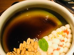 -吃饭皇帝大土家民族菜(正大广场店)