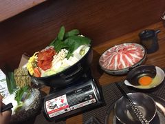 猪肉泡菜锅-尺山寸水日料(马桥满天星店)