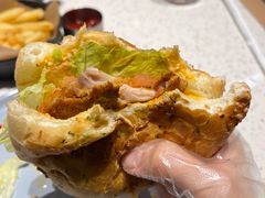 -必胜客(璞丽中心店)
