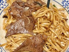 -李与白包子铺(桐梓林店)