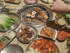 -姜胖胖韩式自助烤肉(光明万达店)