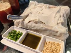 -95号酱骨·一块豆腐(展春园西路店)