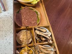 -阿婆情腊排骨火锅·野生菌季(古城旗舰店)