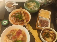 -金色印象·4K影院式足体养生(双龙湖店)
