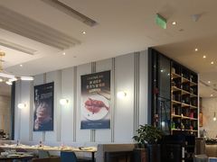 -港丽餐厅(高德置地店)