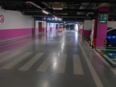 -鹏欣·水游城A区-停车场