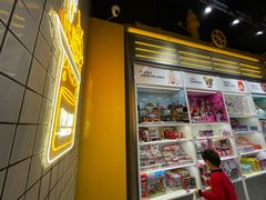 -泡泡玛特POPMART(上海环球港店)