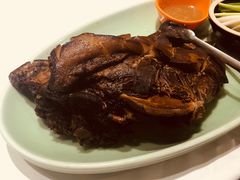 -海派美食·家宴海鲜青岛菜·石锅鲽鱼头(东方城店)