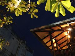 -Dash Teak House