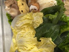 -红鼎豆捞·非遗鲍皇汤火锅(宝丰路店)