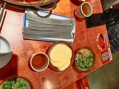 -周小明火锅(黑金冠社区店)