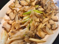 -五谷丰登农家院·地道胶东菜·海鲜烧烤(威海店)