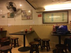 -伍湛记 · 广州老字号(龙津中路店)