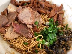 -佬钱湾仔(衣裳街店)